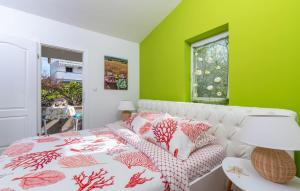 Luxury New !!! Apartment One and Only with terrace & free bikes