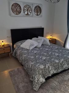 AGRADABLE ADOSADO CON PISCINA