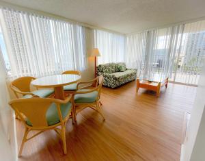 Pacific Monarch 1003 condo