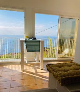 Maisons de vacances Maison Mediterraneo - Rez de villa, vue imprenable sur la mer : photos des chambres