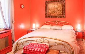 Maisons de vacances Gorgeous Home In Verngues With Private Swimming Pool, Can Be Inside Or Outside : photos des chambres