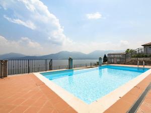 Garden Flat by Lake Maggiore
