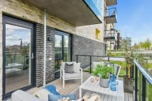 Scandpoint Apartment Fornebu Near Sea front with outdoor walk! - Haslum 