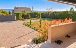 Maisons de vacances Stunning Home In Gargas With Wifi, 3 Bedrooms And Swimming Pool : photos des chambres