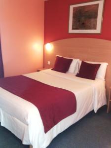 Hotels initial by balladins Roissy / Saint-Mard : Chambre Double