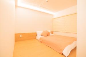 Phòng Giường Đôi Có Phòng Tắm Riêng (Double Room with Private Bathroom)