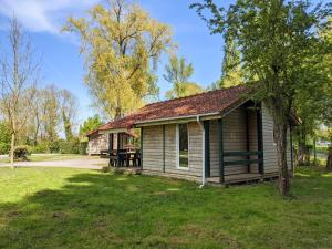 Campings Camping Du Port De Plaisance : photos des chambres