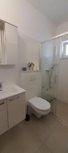 Top 10-1 bedroom aptterrace