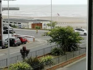 Ashton Holiday Flats Seaviews - Bessingby
