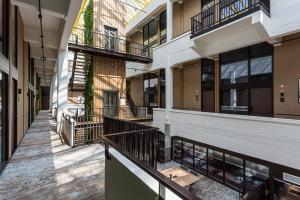 Hotel de Timmerfabriek I Kloeg Collection