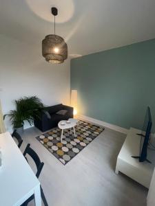 Appartements KASA LYONNAISE - Proche Lyon, gare, Tout equipe : photos des chambres