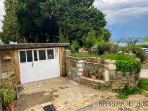 Aparment Arthur