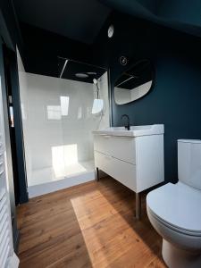 Appartements LA SUITE ISAHORA. Les Locations ISAHORA c'est aussi plusieurs appart' de Standing a 2 pas du Chateau d'Eu, des Falaises du Treport, de MERS les Bains et Aux portes de la BAIE DE SOMME : photos des chambres