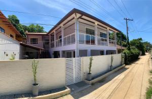 Lila Limao Hostel
