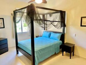 The Cove Apartment Second Floor 5C