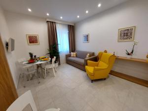 Superior Family Room