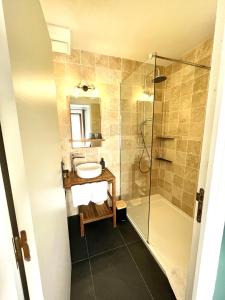 Hotels Hotel les Chaumettes : photos des chambres