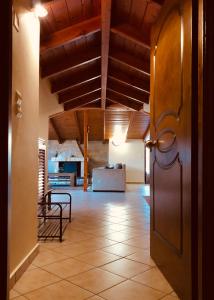 Ozymandias Attic - Kalavrita