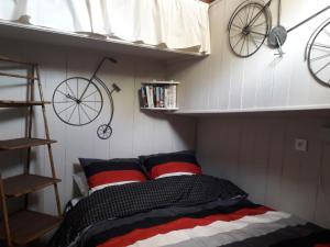 B&B / Chambres d'hotes Peniche Caroline : Chambre Double avec Salle de Bains Privative