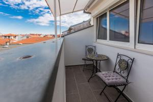 Kuki apartment with balcony 