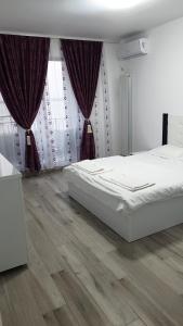 Studio Velier Mamaia Nord