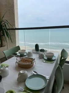 DM on the beach - Durrës