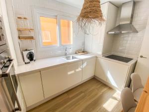 Tarifa Cozy House - Penthouse, Pool, Parking