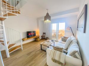 Tarifa Cozy House - Penthouse, Pool, Parking