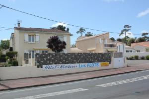 Hotels Hotel Residence Les Flots : photos des chambres