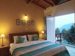 Whistling Thrush Cottage, Bhimtal (2bhk)