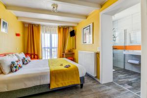 Hotels Logis Hotel de France : photos des chambres