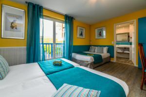Hotels Logis Hotel de France : photos des chambres