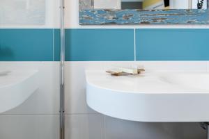 Hotels Logis Hotel de France : photos des chambres