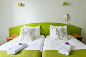 Hotels Logis Hotel de France : photos des chambres