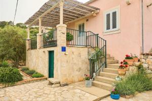 TEUTA Holiday house in National Park