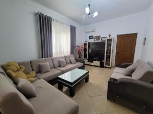Villa Bani