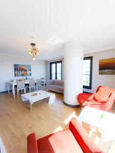 Luxury Fully Equipped 3BR 2BA Apartment by Siena Suites