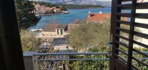 Big House for 14 people in centre of Lumbarda