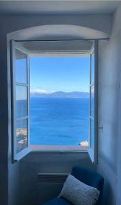 Appartements Appartement Vue mer en plein centre de Cargese : photos des chambres