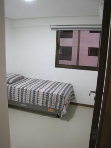Moderno apartamento perto da praia