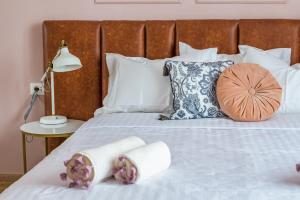 Center De Lux Studios “ Zara “