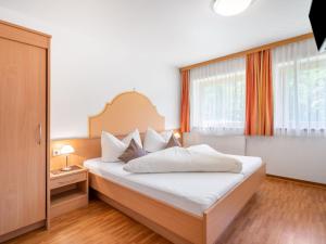 Apartment Rosa-6 by Interhome