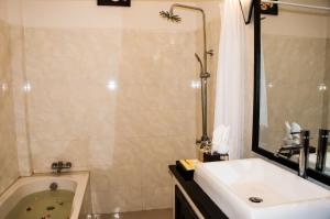 Private Boutique Home with Pool, The Fin Angkor Boutique