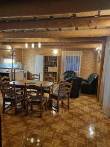 Brīvdienu māja Rozes