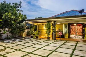 Surprised Homestay Butterworth