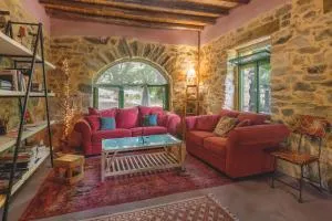 Hani Kastania - Chania retreat for families and groups for holidays and workshops - Omalós