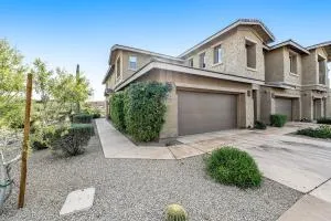 Easy Living on the Greens - 洞溪