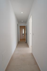 Luxurious apartment with large terrace and sea views