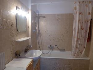 Apartment Victoria B 23 by Interhome