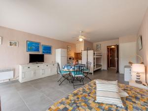 Studio De la Plage-4 by Interhome